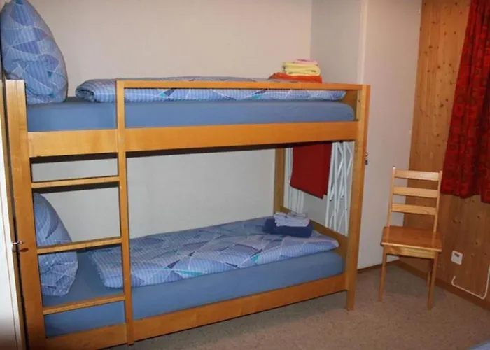 Trollhuette 4-bett-wohnung By Interhome * מורן